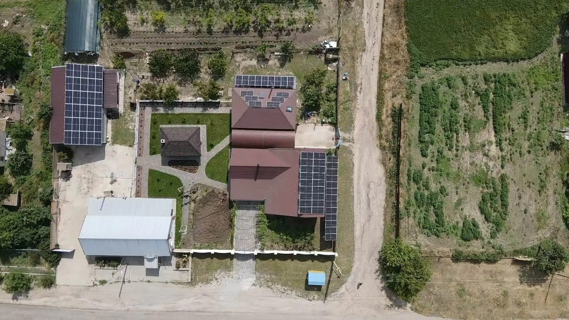 Сетевая солнечная станция с. Ботьево Запорожская обл. (июнь 2021)