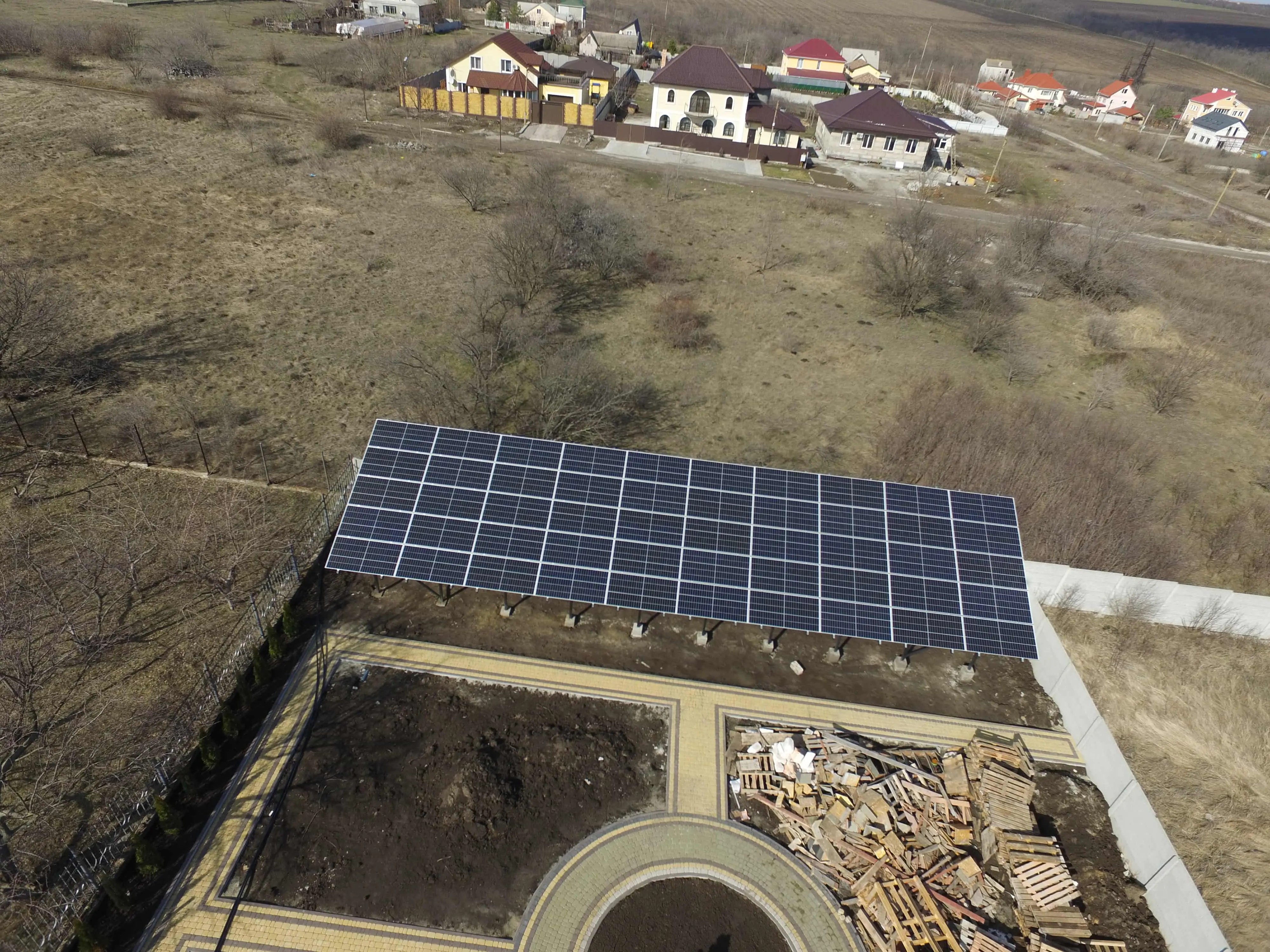 СЭС под «зеленый» тариф 39 кВт в поселке Солнечный Запорожской области (март 2021)